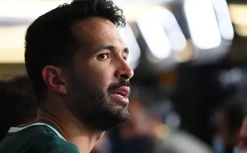 Foto:Michael Regan – FIFA/FIFA via Getty Images – Luan recebeu apoio incondicional da torcida, jogadores e de São Marcos