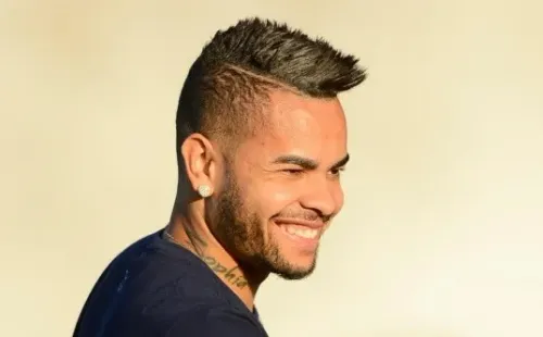 Dentinho quis retornar para o Corinthians (Foto: Mauro Horita/AGIF)