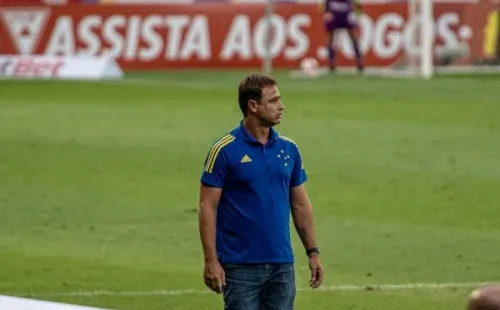 Alessandra Torres/AGIF/ Felipe Conceição em passagem pelo Cruzeiro.