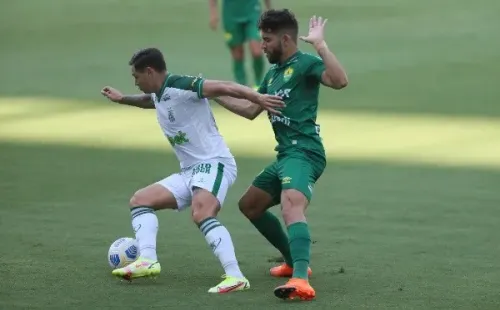Gil Gomes/AGIF/ Mauro Zárate em campo pelo América-MG.