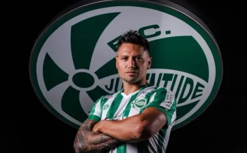 (Fernando Alves/ECJuventude) Zárate chega ao Juventude