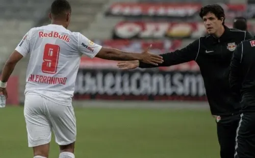 Robson Mafra/AGIF/ Alerrandro deverá ser titular está noite no duelo contra o Água Santa.