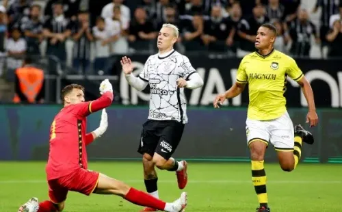 Foto: Rodrigo Coca/Ag. Corinthians | Róger Guedes marcou 2x diante do São Bernardo