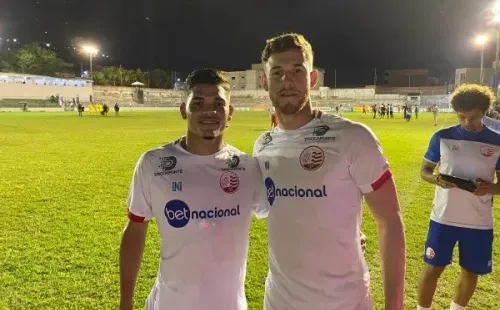 Foto: Tiago Caldas/CNC – O técnico Marcelo Rocha deu minutos a jogadores que não tiveram muitas oportunidades, como John Kennedy e Alemão