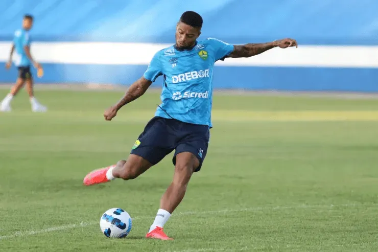 André foi uma das principais contratações da temporada (Foto: AssCom Dourado)