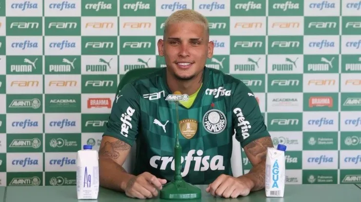 Torcida do Palmeiras perdeu a paciência com Rafael Navarro após o empate contra o Athletico Paranaense. Foto: César Greco/ Palmeiras