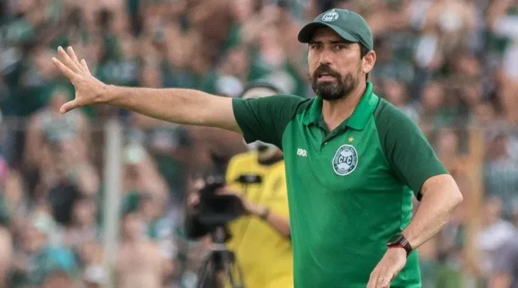 Foto: Robson Mafra/AGIF - Morínigo: técnico deve receber novos reforços no Coxa