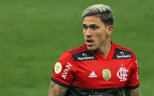 Foto: Marcello Zambrana/AGIF – Pedro amarga a reserva de Gabigol no Flamengo e recebeu proposta do Palmeiras