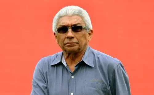 (Foto: Mauro Horita/AGIF) Givanildo Oliveira recebe homenagem da torcida do América