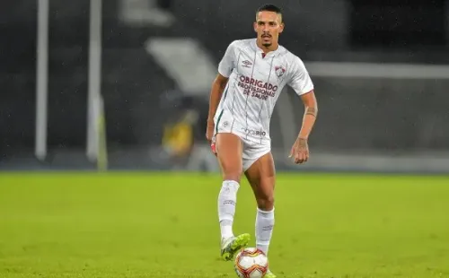 Foto: (Thiago Ribeiro/AGIF) - Revelado pelas categorias de base do Botafogo, Gilberto defendeu as cores do Fluminense, em 2020, antes de se transferir para o futebol europeu