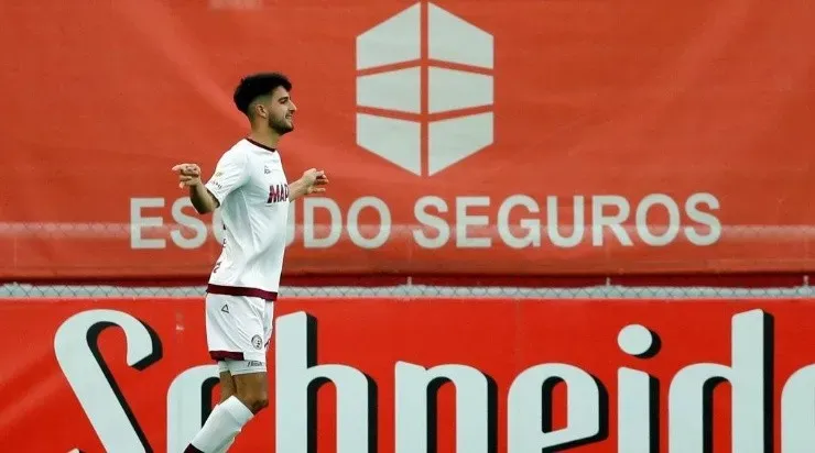 José Manuel López está na mira do Palmeiras.Foto:Gustavo Ortiz/Jam Media/Getty Images