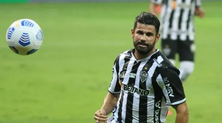 Foto: Fernando Moreno/AGIF - Centroavante quer mais para assinar contrato.