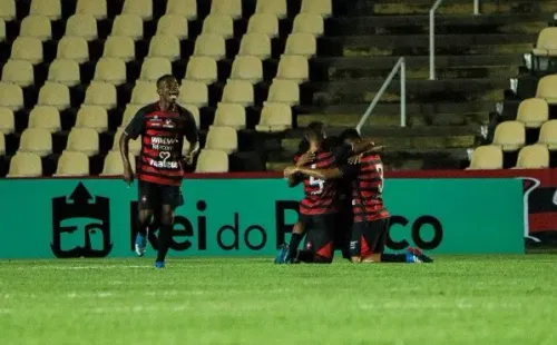Foto: Thiago Limas/AGIF – O terceiro gol do Moto Club foi marcado por Dagson aos 52 minutos da etapa final