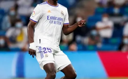 Foto: Divulgação/Real Madrid C.F – Nascido em Angola, Camavinga defende a seleção da França