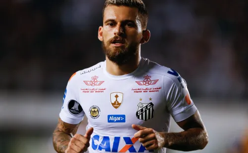 Foto: (Alexandre Schneider/Getty Images) - Lucas Lima ganhou fama nacional no Santos, mas não conseguiu repetir o mesmo desempenho no Palmeiras