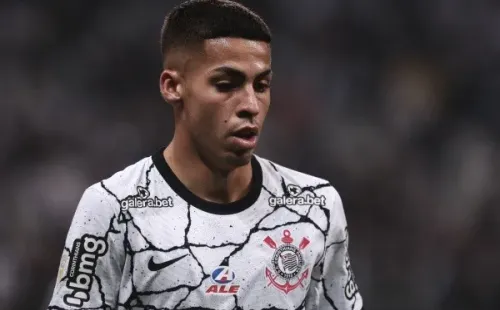 Ettore Chiereguini/AGIF/ Gabriel Pereira em campo pelo Corinthians.