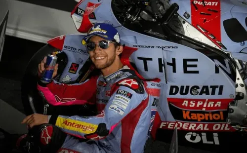Foto: MotoGP oficial - Piloto Enea Bastianini