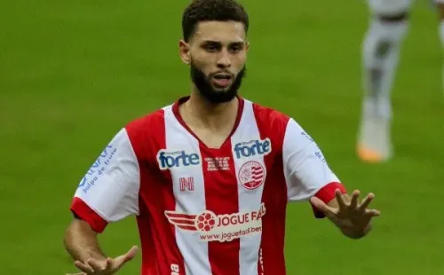 Wagner Leonardo foi um dos destaques do Náutico (Foto: Marcel Lisboa/AGIF)