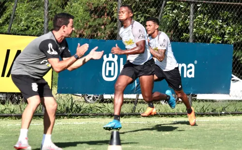 Twitter/ Conta oficial Ponte Preta/ Ponte Preta no treinamento.