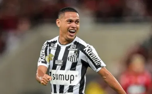 Marcos Guilherme foi um dos questionados no Santos (Foto: Thiago Ribeiro/AGIF)