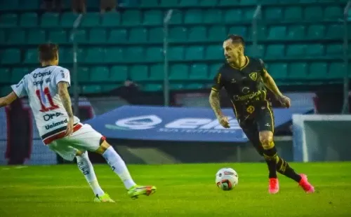 Chrystian (E): Procurado pelo Inter - Foto: R.Pierre/AGIF