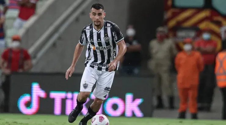 Foto: Pedro Souza / Atlético / Divulgação - O defensor teve curta passagem pelo Krasnodar, da Rússia