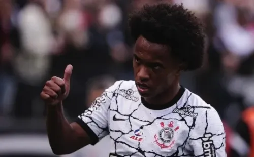 Willian tem sido um dos destaques do Corinthians na temporada (Foto: Ettore Chiereguini/AGIF)