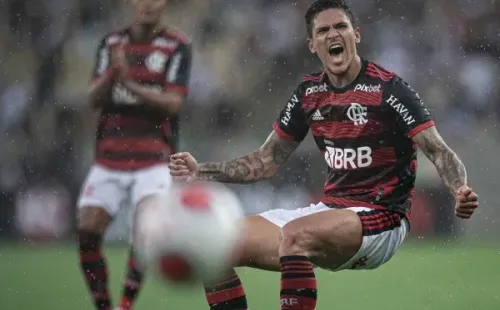 Foto: Jorge Rodrigues/AGIF – Pedro tem contrato até o fim de 2025 e multa em 60 milhões de euros para clubes do exterior