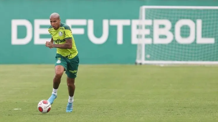 O empresário de Deyverson esfriou a possibilidade do atacante atuar no Vasco. Foto: César Greco/ Palmeiras