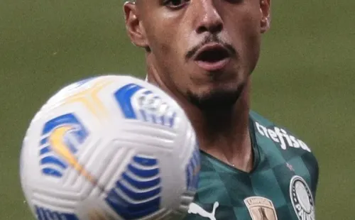 Foto: Ettore Chiereguini / AGIF – Gabriel Menino está no radar do América-MG