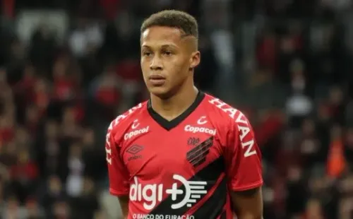 Vitinho interessa cinco clubes no Brasil (Foto: Joao Vitor Rezende Borba/AGIF)