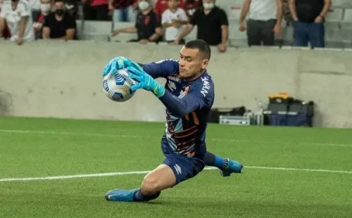 Foto:Robson Mafra/AGIF | Athletico pede R$ 19 milhões para negociar o camisa 1