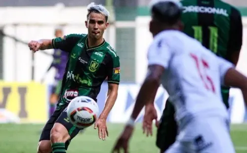 Zé Ricardo também está pressionado no comando do Vasco (Foto: Fernando Moreno/AGIF)