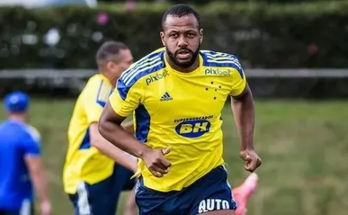 Gustavo Aleixo / Cruzeiro - Após passagem 'fraca' na Raposa, zagueiro chega ao Goiás