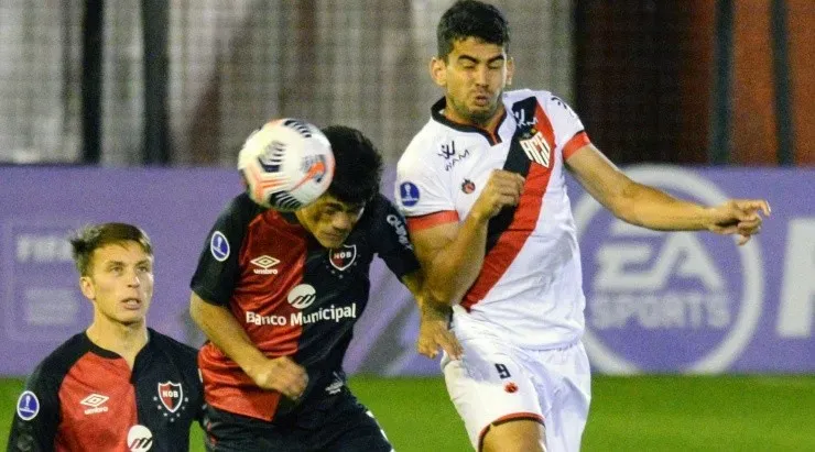FotoBaires/AGIF - Dragão contra o Newells Ols Boys pela Sul-Americano em 2021