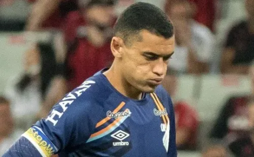 Santos foi contratado pelo Flamengo (Foto: Robson Mafra/AGIF)