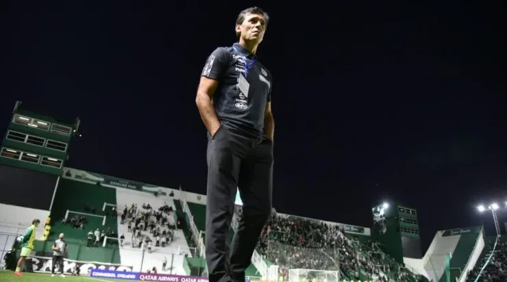 Foto: Ivan Storti/Santos FC/Divulgação - Bustos: técnico terá novidades para o Brasileirão