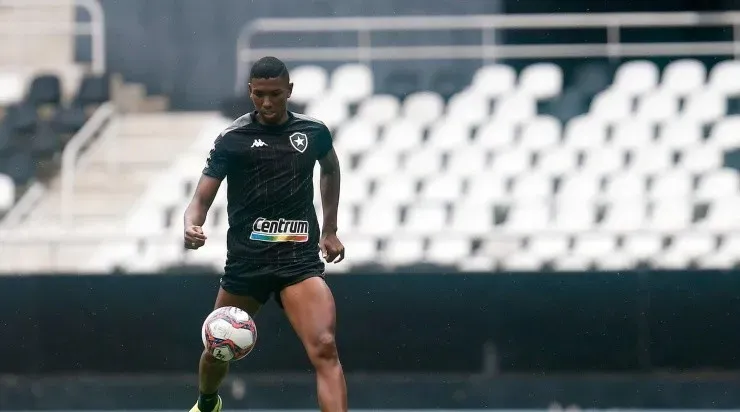 Kanu está próximo de renovar com o Botafogo. Foto: Vitor Silva/ Botafogo