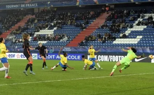 ANP via Getty Images/ Seleção brasileira feminina em campo.
