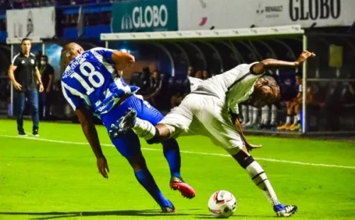 Foto: R.Pierre/AGIF – Jogador chegou com muita expectativa após boa campanha no Ypiranga-RS