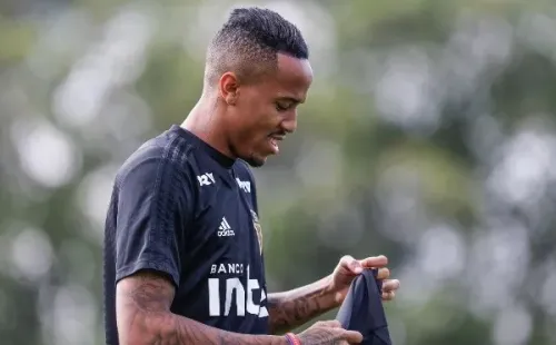 Foto: Marcello Zambrana/AGIF – Revelado pelo São Paulo, Militão defende o Real desde 2019