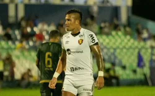 Foto: Aldo Carvalho/AGIF – BúfaloParraguez não viajou a Maceió por desgaste muscular