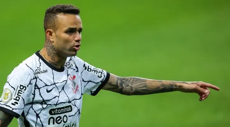 Foto: Pedro H. Tesch/AGIF - Luan ainda não entrou em campo com Vítor Pereira.