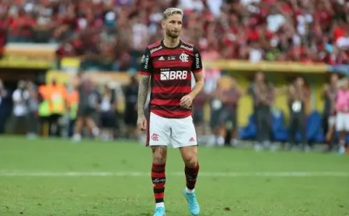 Foto:Gil Gomes/AGIF | Diego pede paciência com Léo Pereira