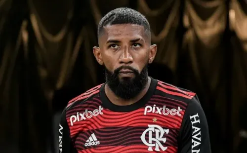 Foto: Thiago Ribeiro/AGIF – Rodinei foi criticado pela má atuação contra o Altos-PI