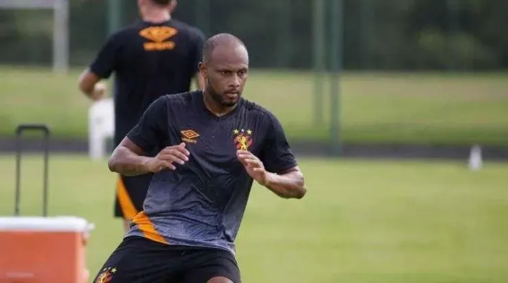 Ronaldo prometeu que o time dará a volta por cima na Série B. Foto: Anderson Stevens Sport