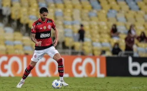 Gustavo Henrique não deve ficar no Flamengo (Foto: Thiago Ribeiro/AGIF)