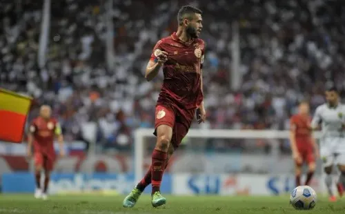 Foto: Jhony Pinho/AGIF – Patrick de Lucca é titular absoluto no time de Guto Ferreira