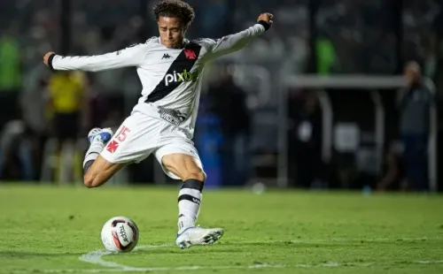 Foto: (Jorge Rodrigues/AGIF) - Figueiredo foi chamado por Zé Ricardo apenas no começo do segundo tempo