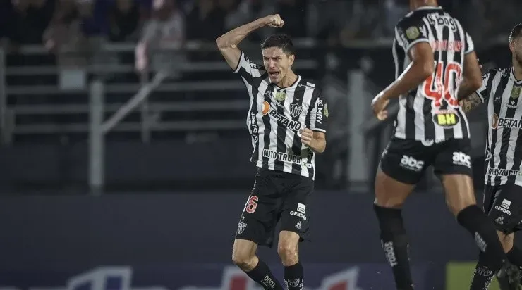 Foto: Pedro Souza / Atlético / Divulgação - Nacho Fernández: evitou a derrota do Atlético contra o Bragantino